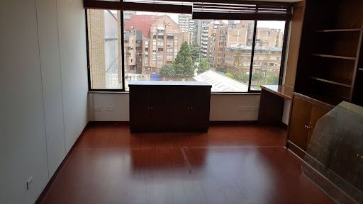 Oficina en venta Cundinamarca Bogotá El Espartillal 34 m2 Habitaciones 0 Baños 1 Garajes 2 Precio $418000000