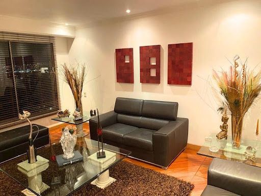Apartamento en arriendo Cundinamarca Bogotá Cerros De Santa Barbara 300 m2 Habitaciones 3 Baños 5 Garajes 3 Precio $17600000