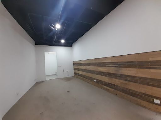 Local en arriendo Cundinamarca Bogotá Santa Barbara 30 m2 Habitaciones 0 Baños 1 Garajes 0 Precio $2300000