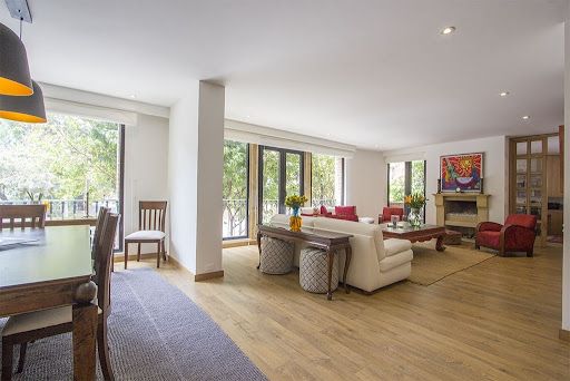 Apartamento en venta Cundinamarca Bogotá El Nogal 218 m2 Habitaciones 3 Baños 5 Garajes 3 Precio $1870000000