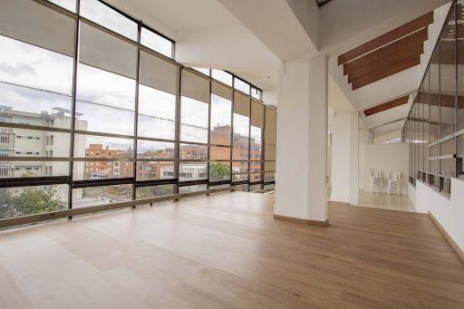 Oficina en arriendo Cundinamarca Bogotá Rincon Del Chicó 420 m2 Habitaciones 0 Baños 4 Garajes 5 Precio $16000000