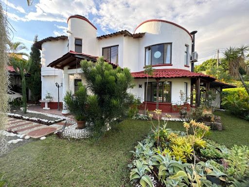 Casa en arriendo Risaralda Pereira Pereira 261 m2 Habitaciones 3 Baños 3 Garajes 4 Precio $7401000