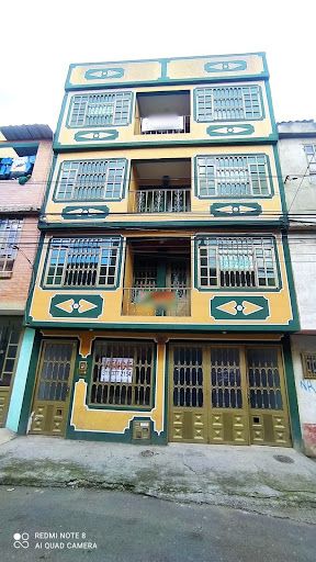 Casa en venta Cundinamarca Mosquera Santa Ana 360 m2 Habitaciones 14 Baños 7 Garajes 1 Precio $615000000