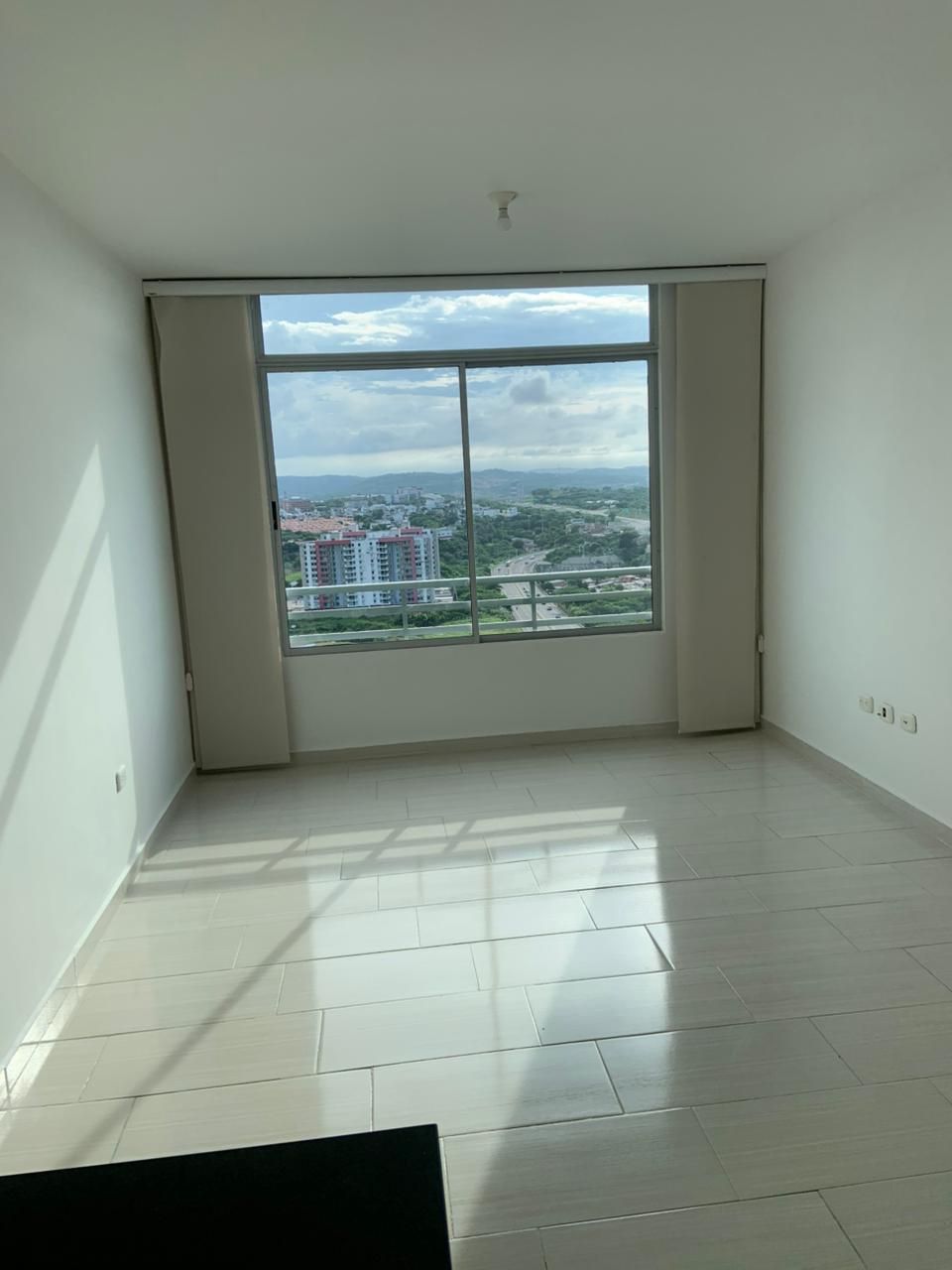 Apartamento en arriendo Atlántico Barranquilla Los Pinos 58 m2 Habitaciones 2 Baños 3 Garajes 1 Precio $1500000