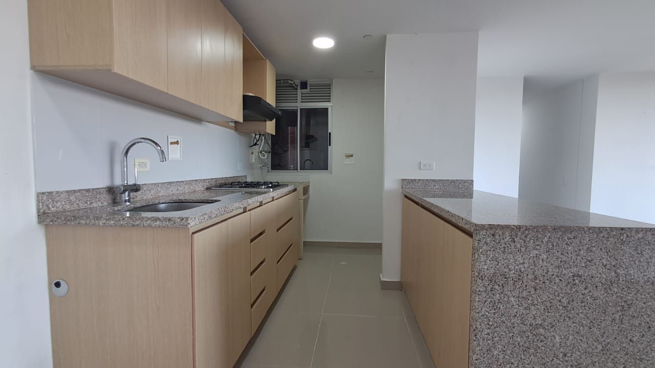 Apartamento en arriendo Antioquia Rionegro San Antonio 78 m2 Habitaciones 3 Baños 2 Garajes 1 Precio $3100000