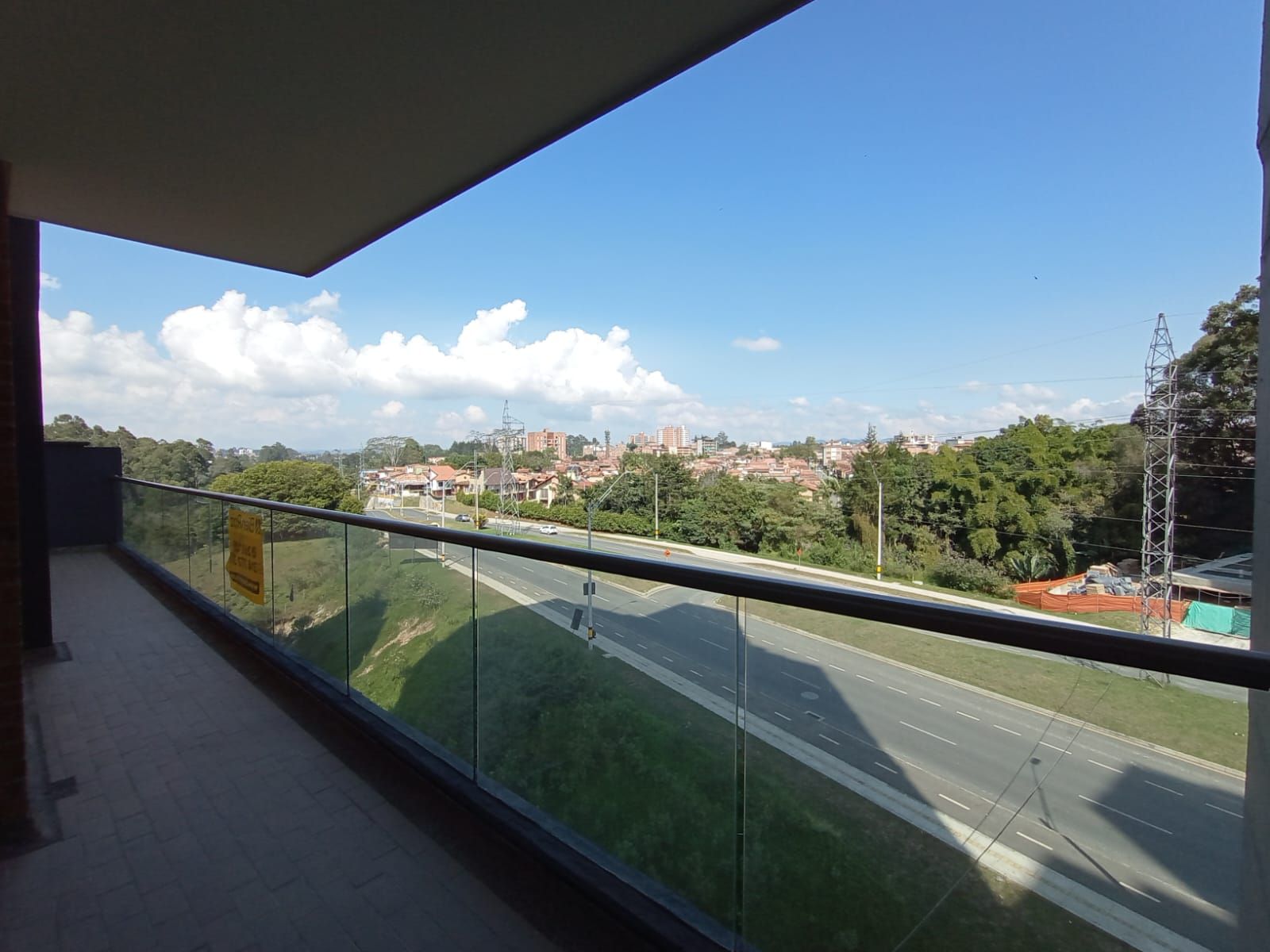 Apartamento en arriendo Antioquia Rionegro San Antonio 78 m2 Habitaciones 3 Baños 2 Garajes 1 Precio $2600000