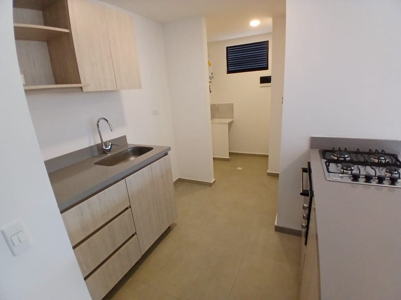 Apartaestudio en arriendo o venta Antioquia Bello La Cabaña 47 m2 Habitaciones 0 Baños 1 Garajes 1 Precio venta $340000000 Precio arriendo $1700000