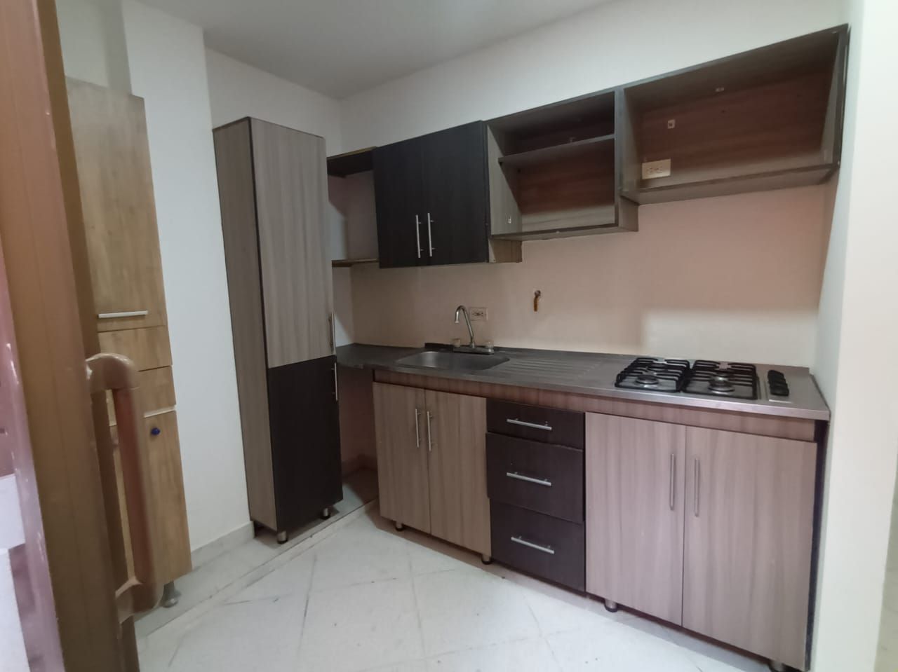 Casa en arriendo Antioquia Medellín Los Angeles 80 m2 Habitaciones 3 Baños 2 Garajes 0 Precio $1800000