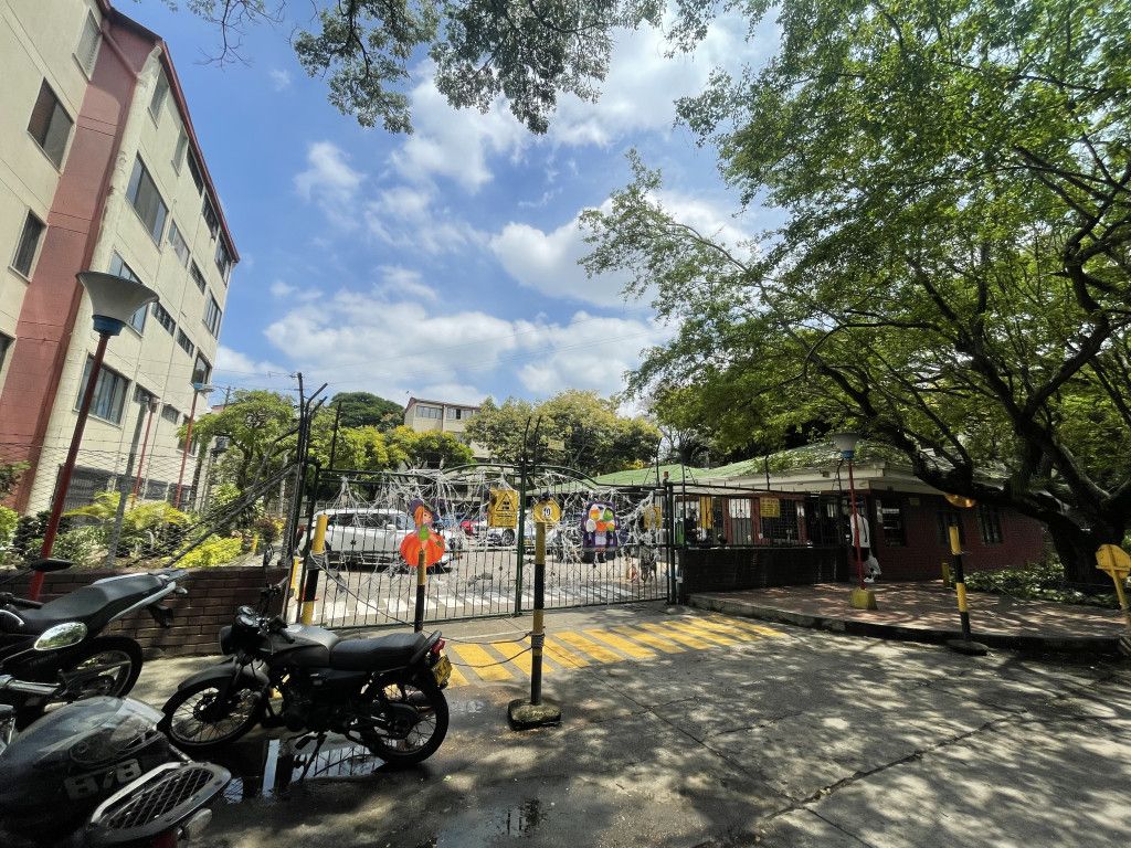 Apartamento en arriendo Valle Del Cauca Cali El Limonar 65 m2 Habitaciones 3 Baños 1 Garajes 0 Precio $1320000