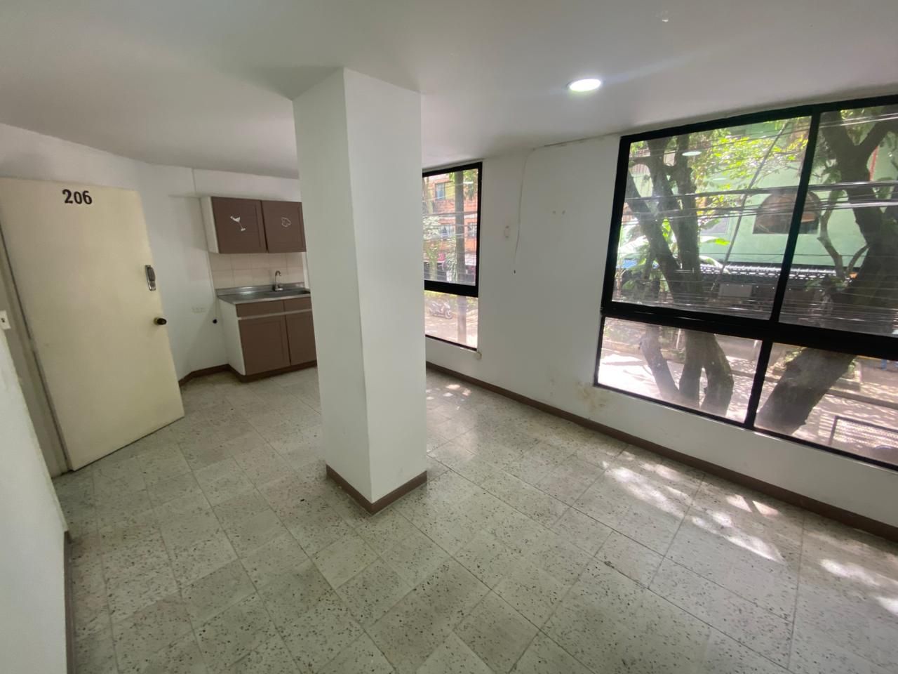 Local en arriendo Antioquia Sabaneta Betania 20 m2 Habitaciones 0 Baños 1 Garajes 0 Precio $1300000