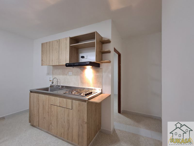 Apartaestudio en arriendo Antioquia Itagüí San Pío X 45 m2 Habitaciones 1 Baños 1 Garajes 0 Precio $1400000