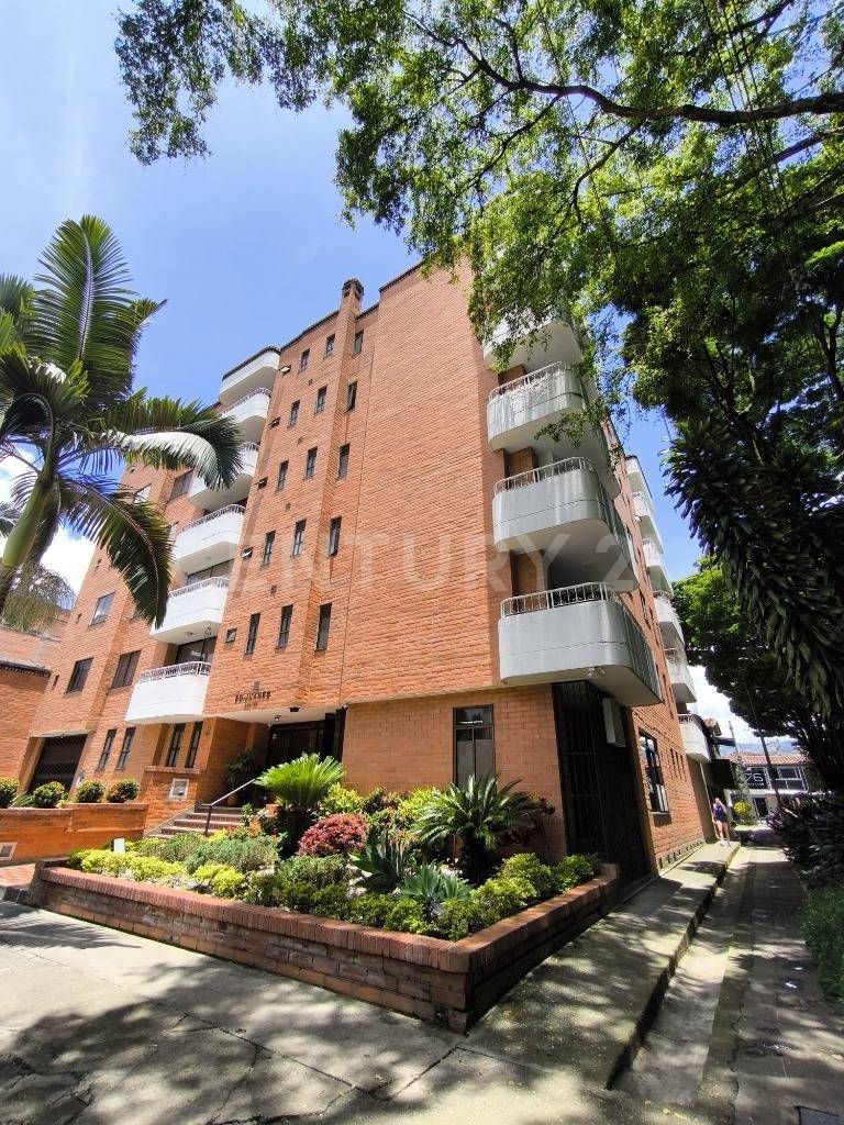 Apartamento en venta Antioquia Medellín Los Conquistadores 124 m2 Habitaciones 4 Baños 2 Garajes 2 Precio $700000000
