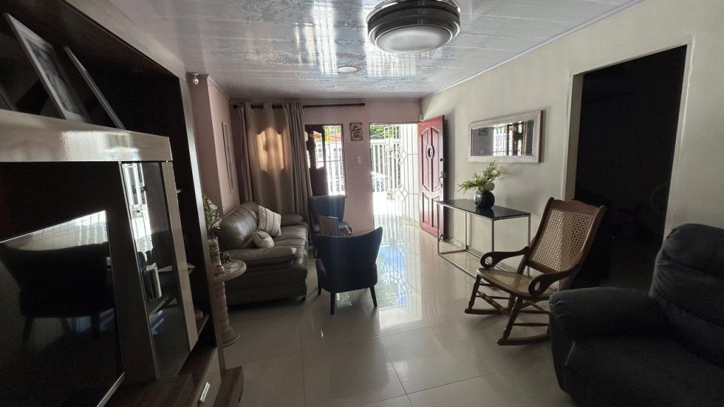 Casa en arriendo Atlántico Barranquilla Las Palmas 227 m2 Habitaciones 3 Baños 2 Garajes 1 Precio $2200000