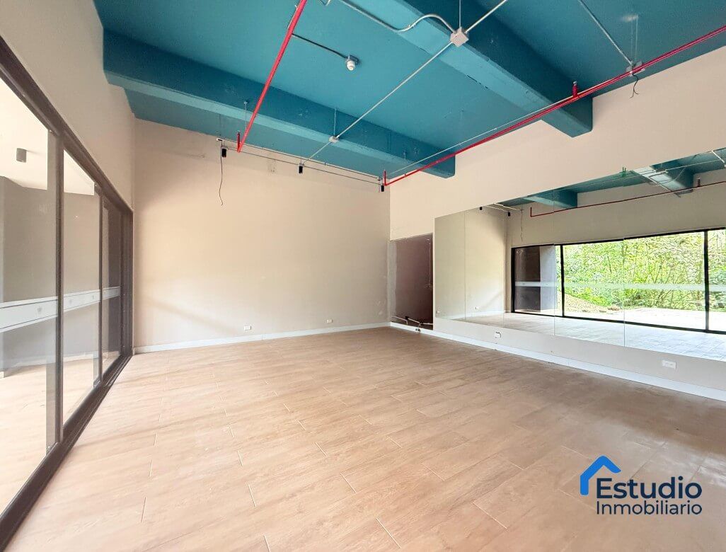 Oficina en arriendo Antioquia Envigado La Mesa 66 m2 Habitaciones 0 Baños 1 Garajes 1 Precio $5500000