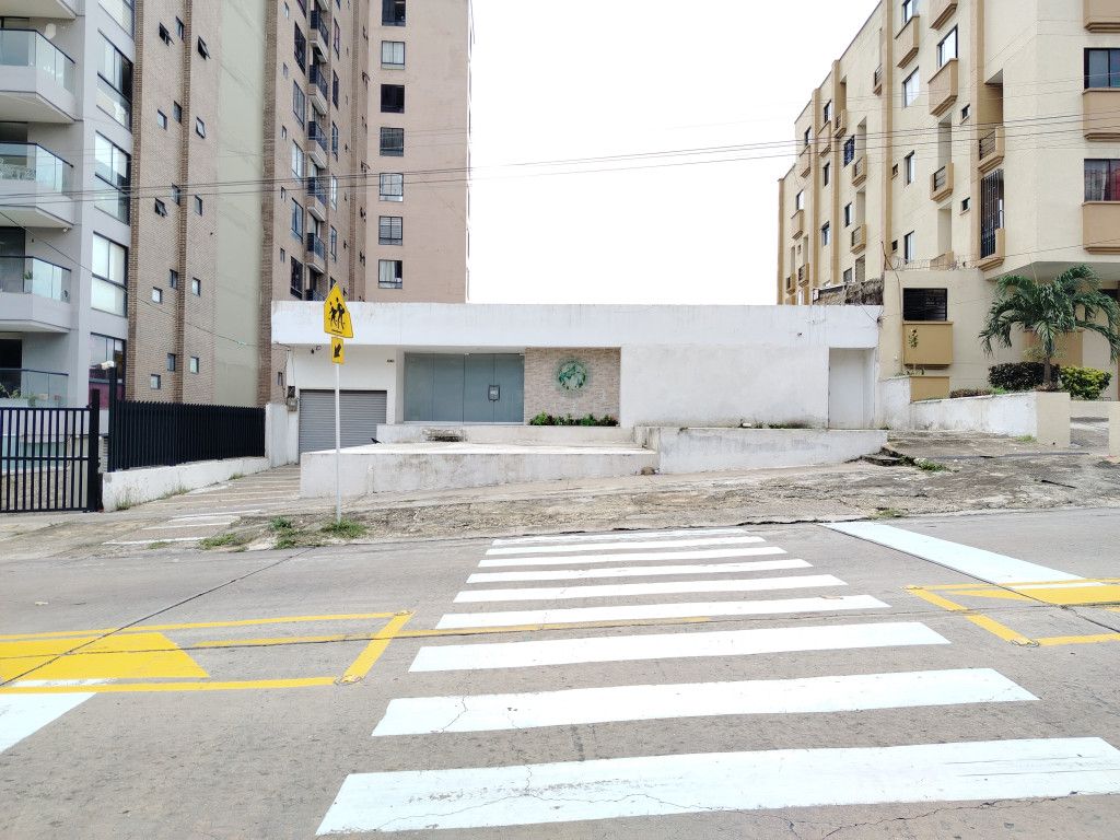 Casa en arriendo Atlántico Barranquilla Ciudad Jardin 307 m2 Habitaciones 2 Baños 2 Garajes 0 Precio $10000000