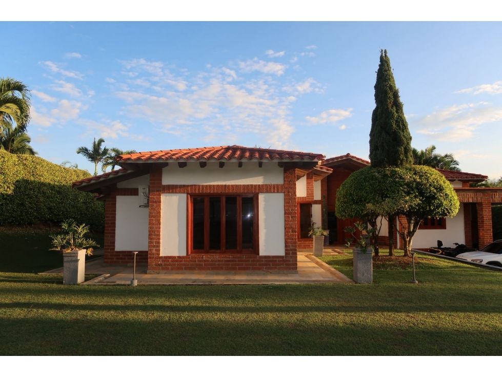 Casa Campestre en venta Risaralda Pereira Pereira 769 m2 Habitaciones 5 Baños 8 Garajes 6 Precio $5800000000