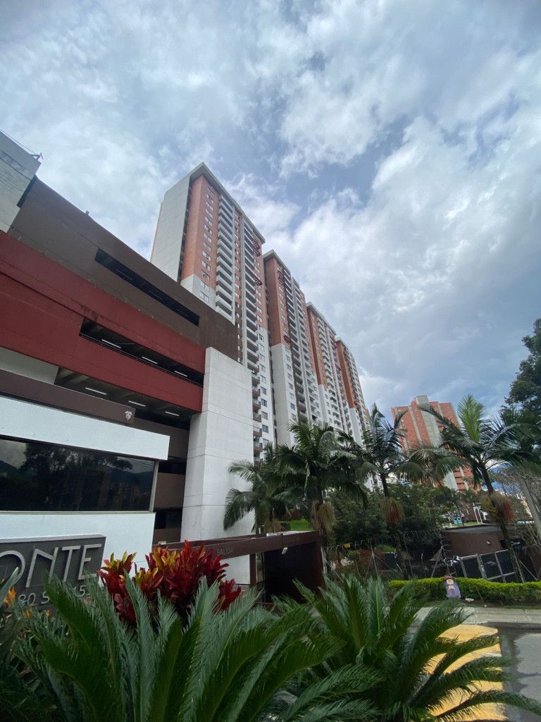 Apartamento en arriendo Antioquia Sabaneta Aldea Verde 75 m2 Habitaciones 3 Baños 2 Garajes 1 Precio $3334000