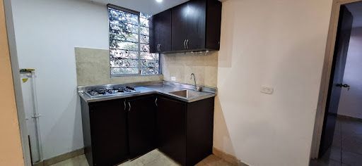 Apartamento en arriendo Antioquia Medellín Los Cerros - El Vergel 35 m2 Habitaciones 2 Baños 1 Garajes 0 Precio $1400000