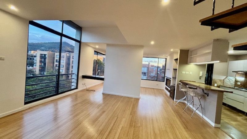 Apartamento en arriendo Cundinamarca Bogotá San Patricio 125 m2 Habitaciones 2 Baños 3 Garajes 3 Precio $8000000