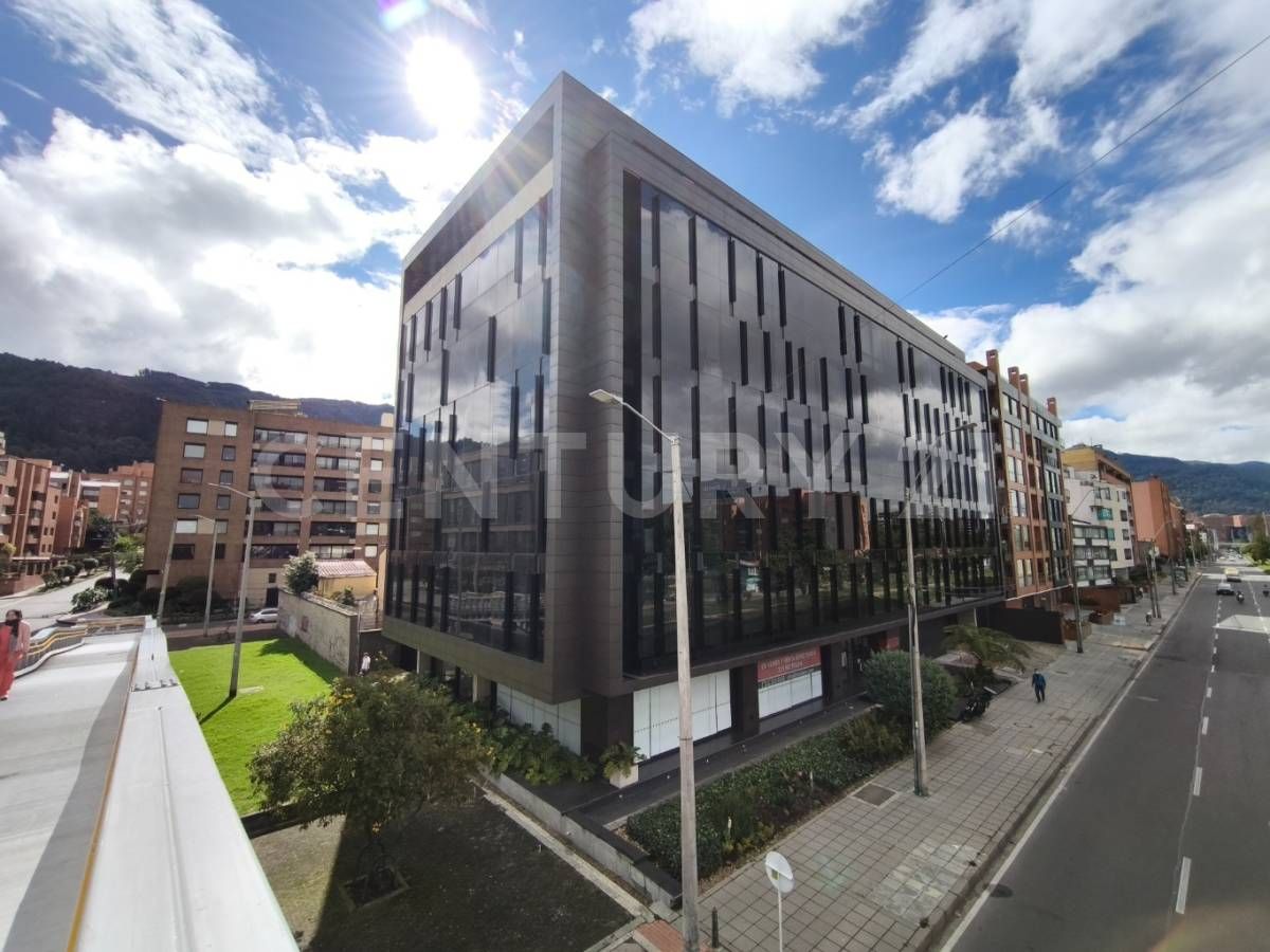 Oficina en venta Cundinamarca Bogotá Bella Suiza 40 m2 Habitaciones 0 Baños 1 Garajes 1 Precio $390000000
