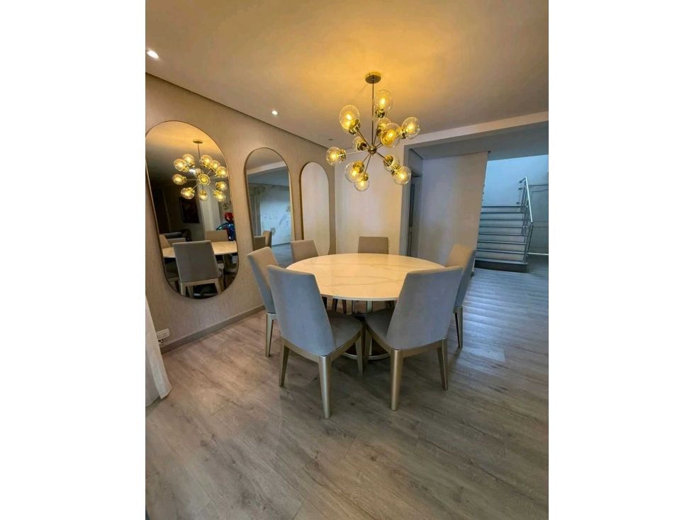 Casa en venta Antioquia Medellín Altos Del Poblado 231 m2 Habitaciones 4 Baños 6 Garajes 2 Precio $2500000000