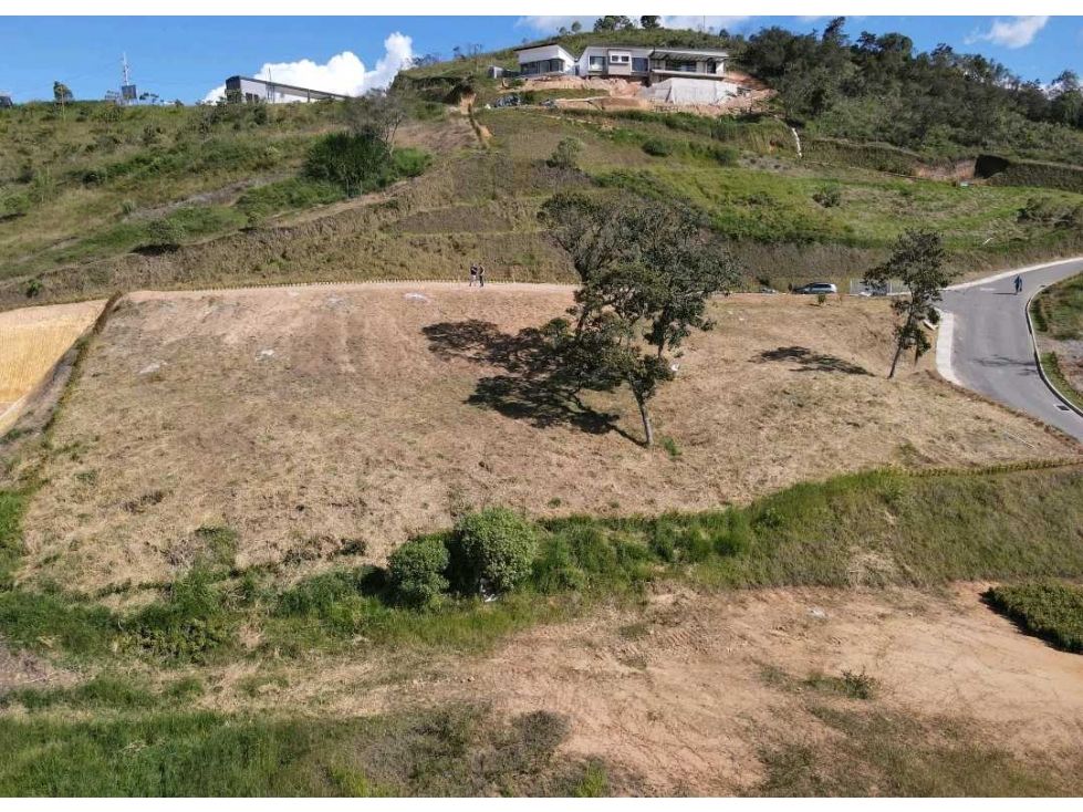 Lote en venta Antioquia Guarne Guarne 2117 m2 Habitaciones 0 Baños 0 Garajes 0 Precio $648000000