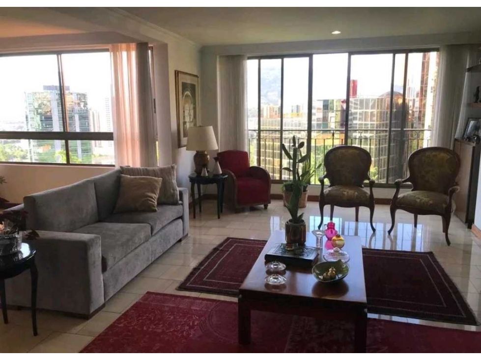 Apartamento en venta Antioquia Medellín Castropol 165 m2 Habitaciones 3 Baños 3 Garajes 2 Precio $970000000