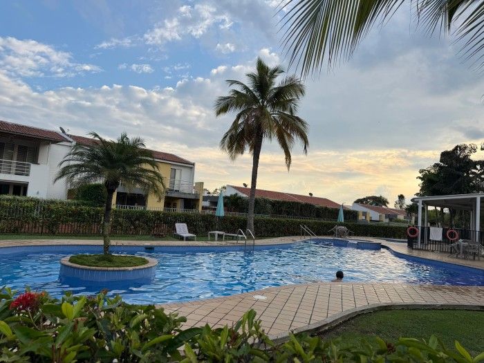 Casa en venta Valle Del Cauca Jamundí Cr Castillo La Herreria Ii 378 m2 Habitaciones 5 Baños 4 Garajes 4 Precio $840000000