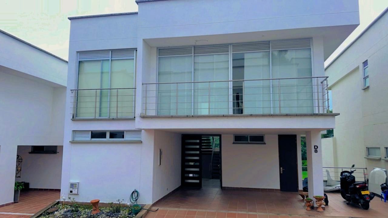 Casa en venta Tolima Ibagué Ibagué 240 m2 Habitaciones 4 Baños 6 Garajes 2 Precio $1300000000