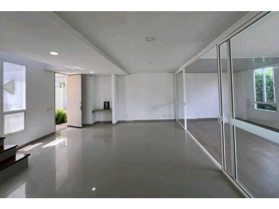 Casa en venta Valle Del Cauca Jamundí Cr Samanes Del Castillo 150 m2 Habitaciones 4 Baños 4 Garajes 4 Precio $660000000