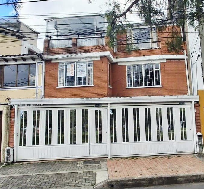 Apartamento en venta Cundinamarca Bogotá Santa Isabel Et Ii 101 m2 Habitaciones 4 Baños 2 Garajes 0 Precio $370000000