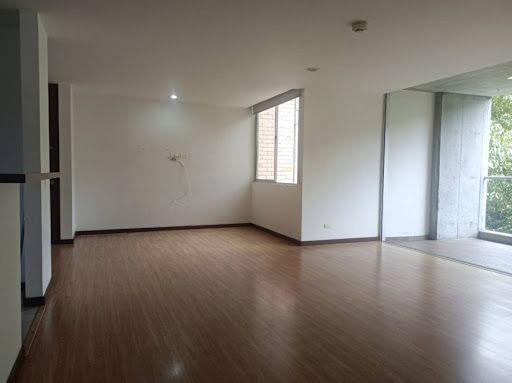 Apartamento en arriendo Antioquia Envigado Loma Linda 135 m2 Habitaciones 3 Baños 4 Garajes 2 Precio $6000000