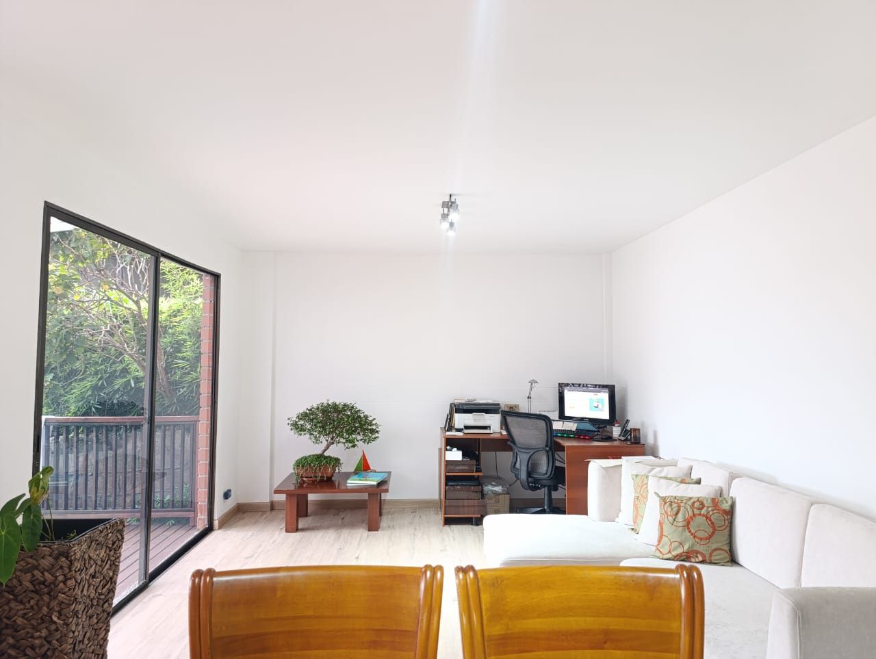 Casa en arriendo Antioquia Medellín Urbanizacion Arcoiris 170 m2 Habitaciones 3 Baños 4 Garajes 2 Precio $8300000