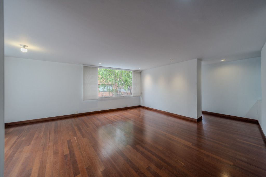 Apartamento en arriendo Cundinamarca Bogotá El Nogal 124 m2 Habitaciones 2 Baños 3 Garajes 1 Precio $5450400