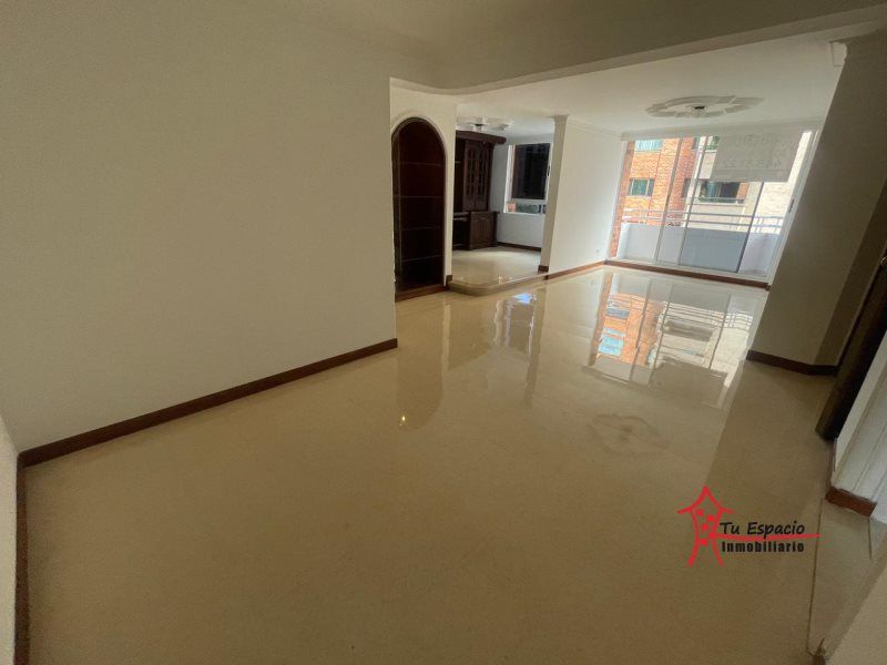 Apartamento en venta Antioquia Medellín Laureles 120 m2 Habitaciones 5 Baños 3 Garajes 0 Precio $750000000