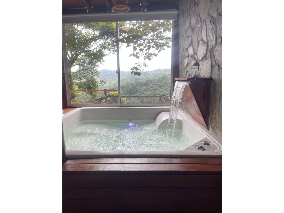 Finca en venta Risaralda Pereira San Jose Sur 300 m2 Habitaciones 5 Baños 4 Garajes 6 Precio $950000000