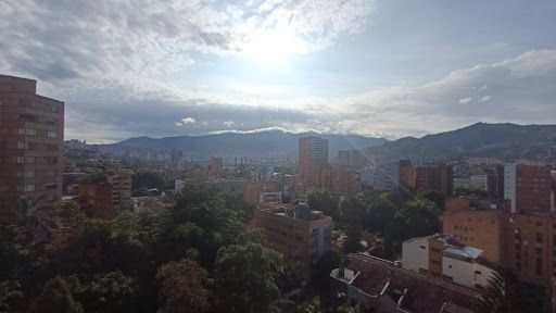 Apartamento en arriendo Antioquia Envigado Portal Del Cerro 90 m2 Habitaciones 2 Baños 2 Garajes 1 Precio $3000000