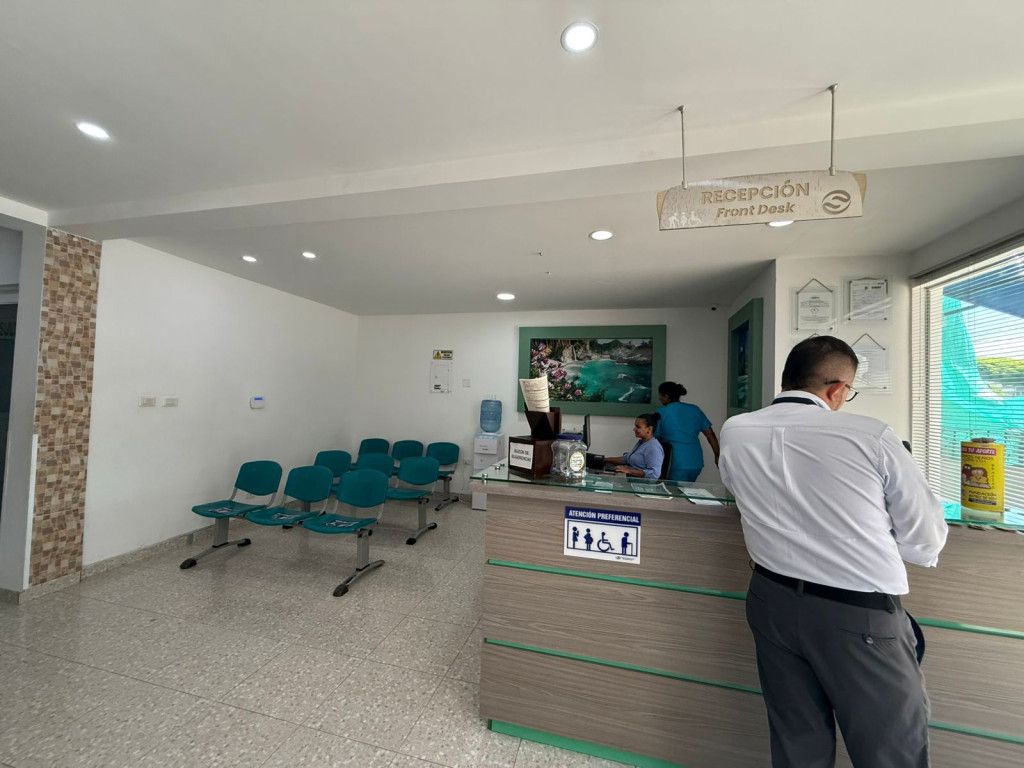 Edificio en venta Valle Del Cauca Tuluá Alvernia 240 m2 Habitaciones 6 Baños 7 Garajes 5 Precio $870000000