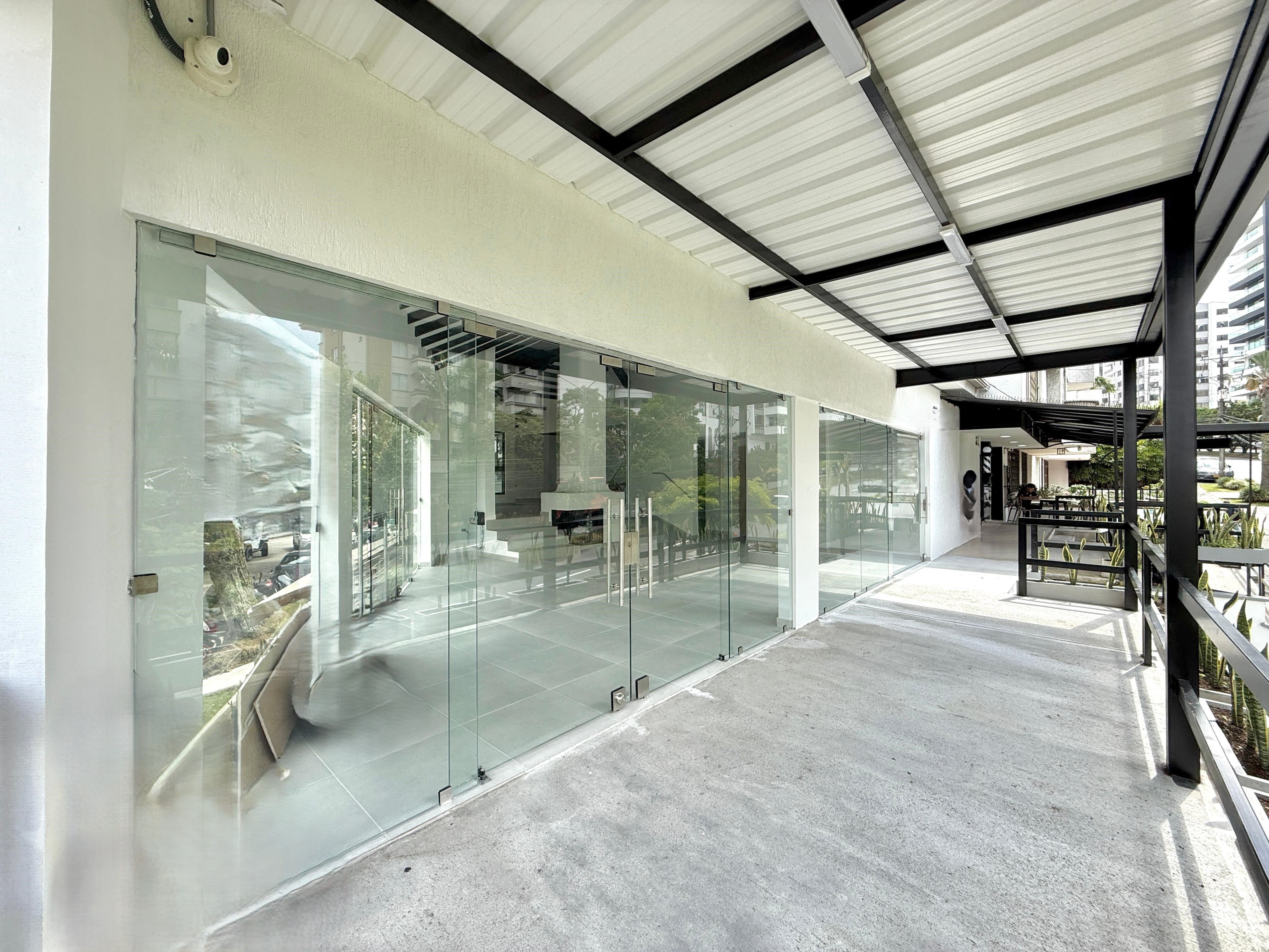 Local en arriendo Risaralda Pereira Pinares De San Martin 150 m2 Habitaciones 0 Baños 2 Garajes 0 Precio $12500000