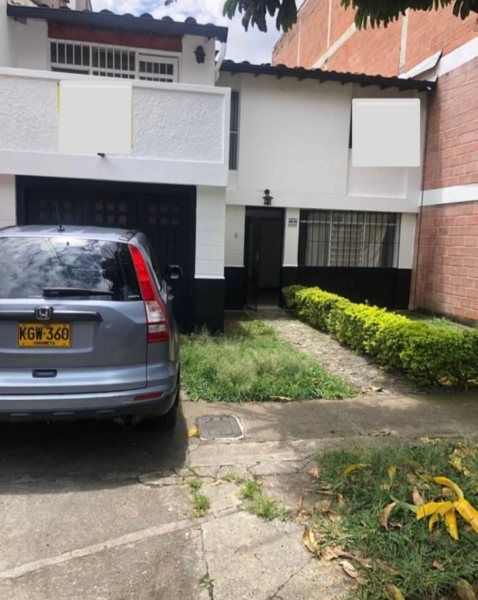 Casa en venta Antioquia Medellín Laureles 270 m2 Habitaciones 5 Baños 3 Garajes 2 Precio $1400000000