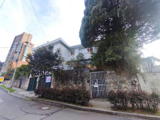 Casa en arriendo Cundinamarca Bogotá La Salle 180 m2 Habitaciones 3 Baños 2 Garajes 1 Precio $5500000