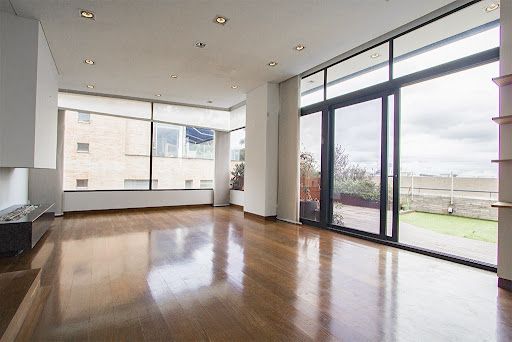 Apartamento en venta Cundinamarca Bogotá Lago Gaitan 225 m2 Habitaciones 3 Baños 4 Garajes 4 Precio $2500000000