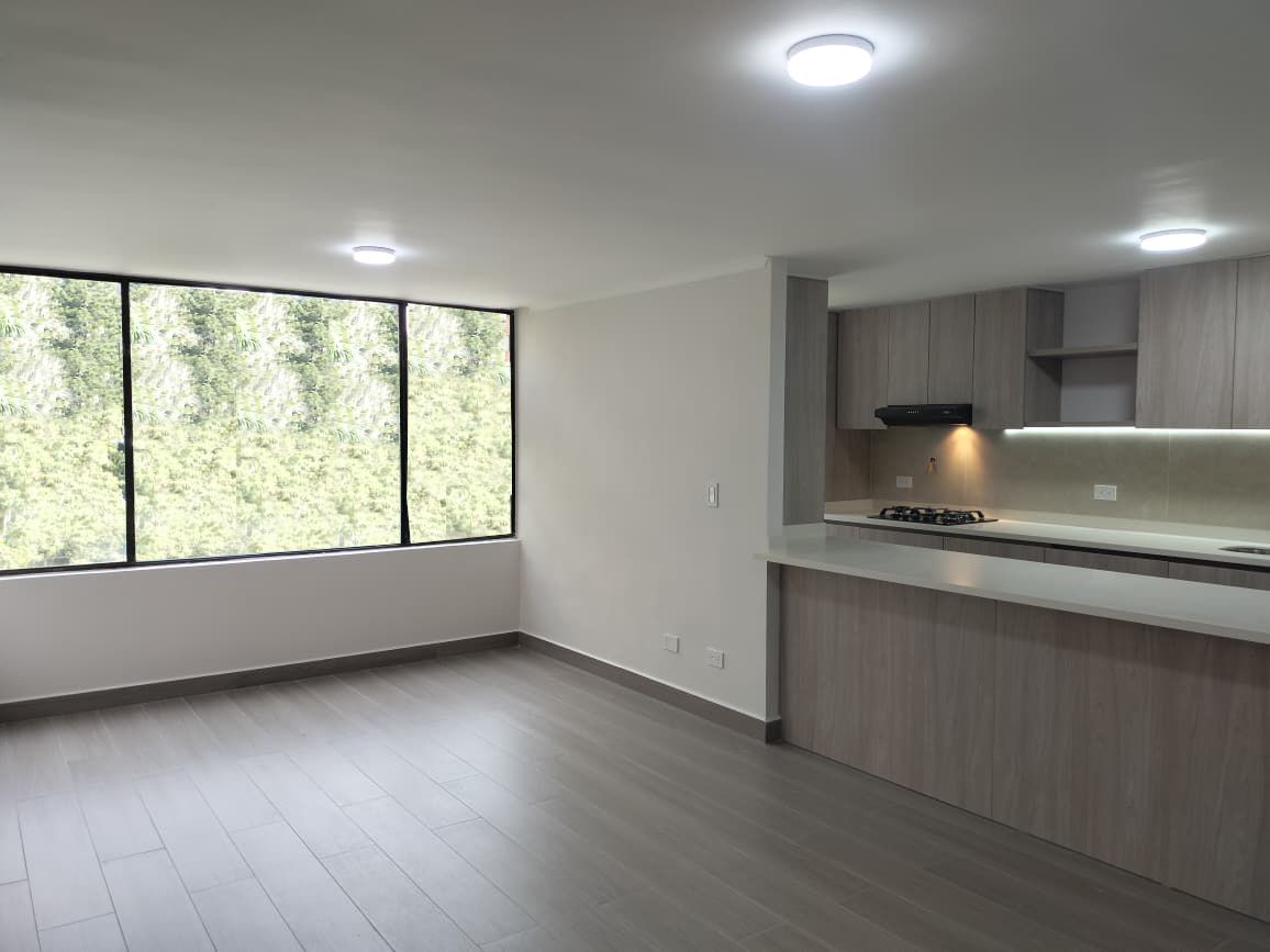 Apartamento en arriendo Antioquia Medellín Altos Del Poblado 108 m2 Habitaciones 3 Baños 2 Garajes 2 Precio $5000000