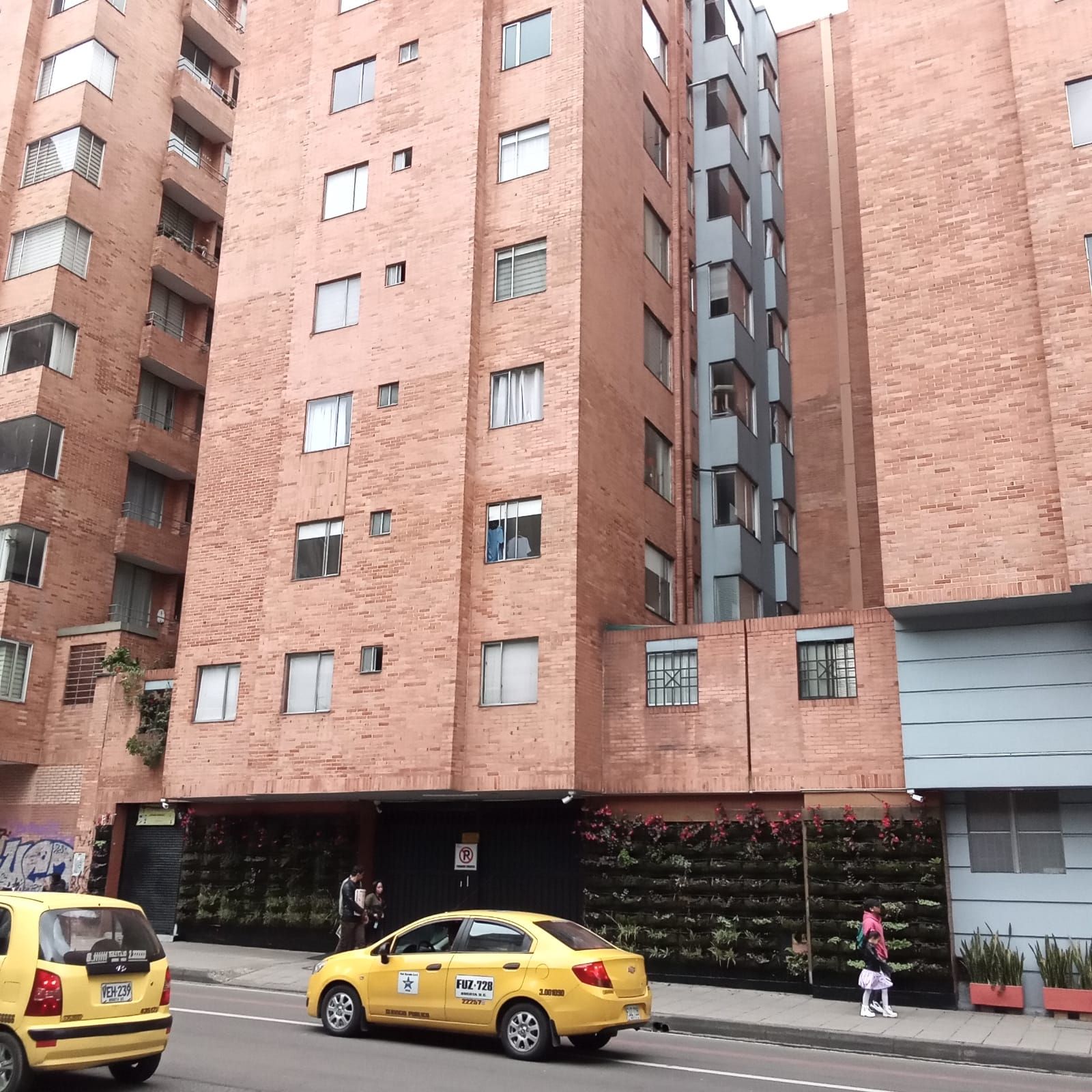 Apartamento en venta Cundinamarca Bogotá Cjr San Martin De Los Parques 53 m2 Habitaciones 3 Baños 2 Garajes 0 Precio $370000000
