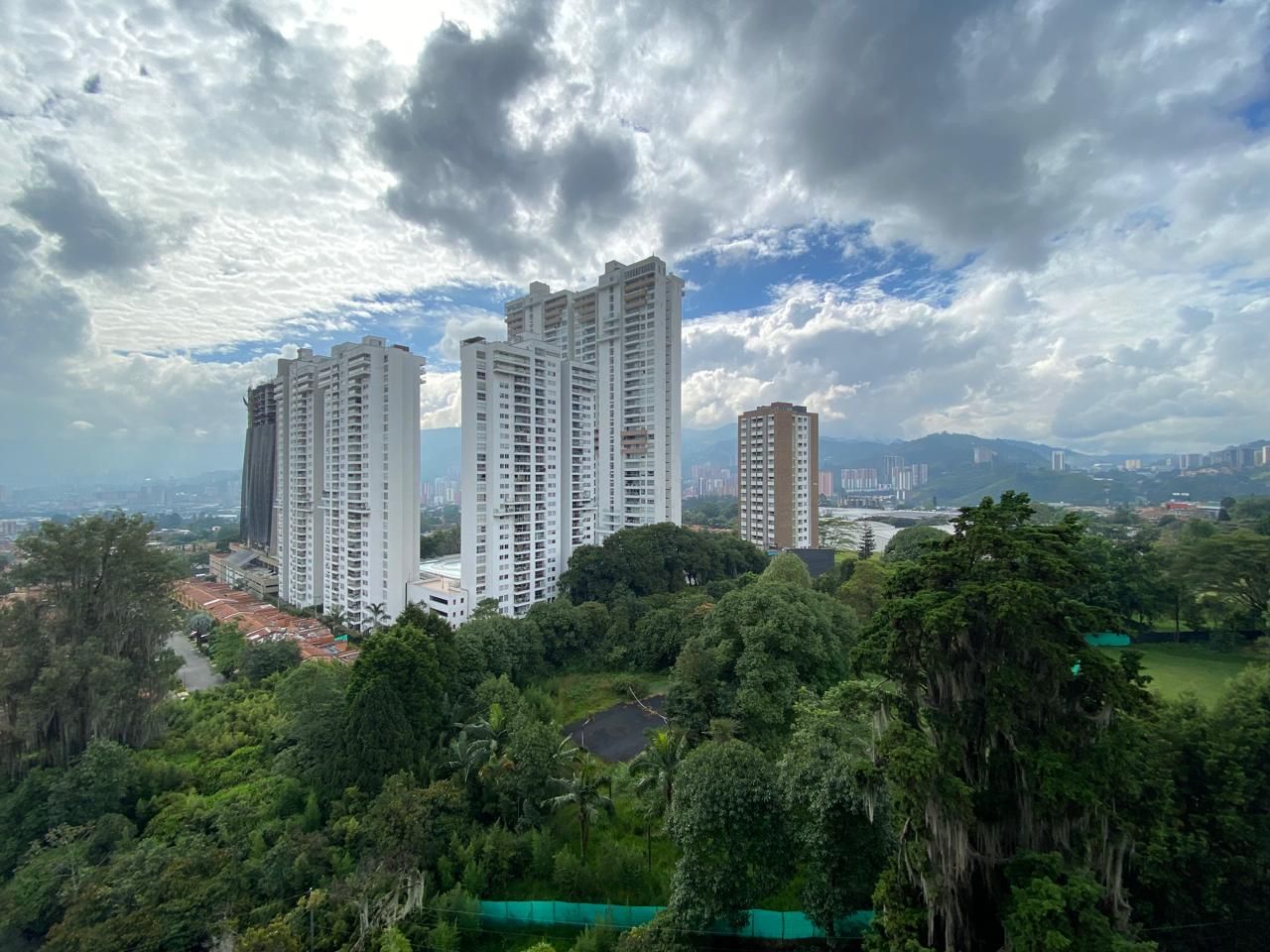 Apartamento en arriendo Antioquia La Estrella Ub Dulazar 65 m2 Habitaciones 2 Baños 2 Garajes 1 Precio $2400000