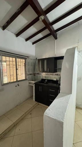 Apartaestudio en arriendo Antioquia Medellín Ferreni 30 m2 Habitaciones 1 Baños 1 Garajes 0 Precio $900000