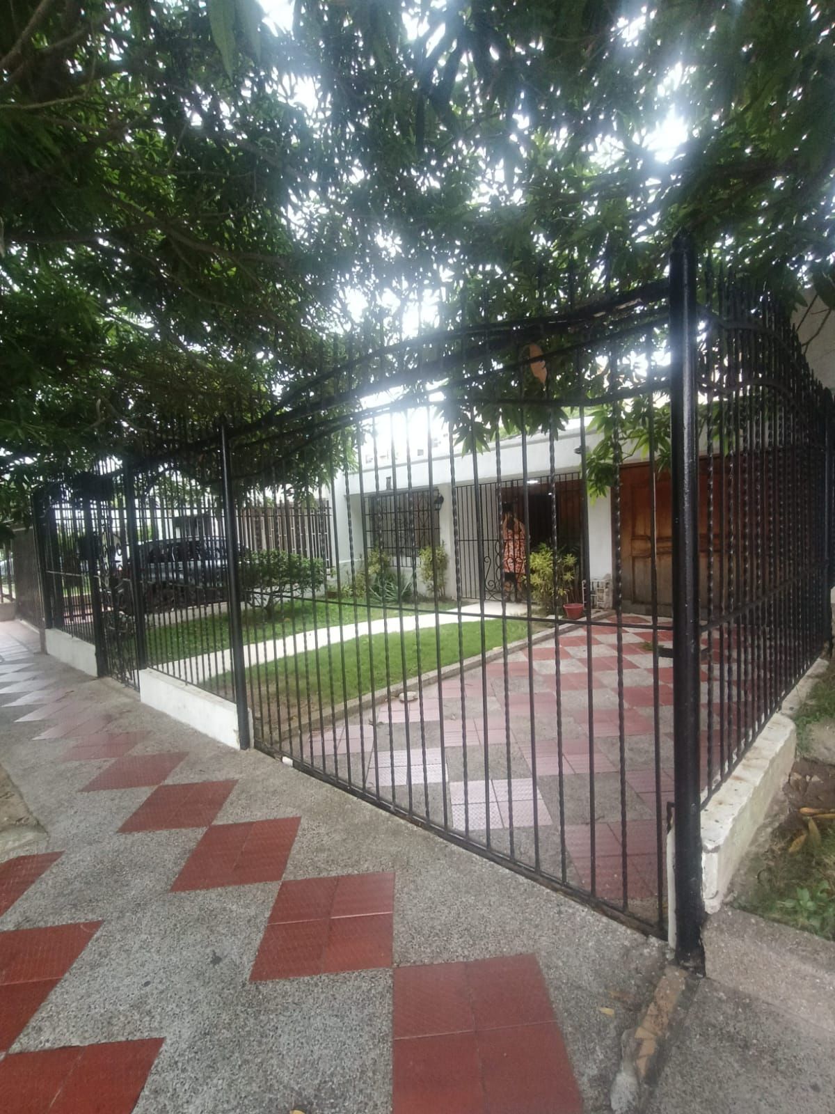 Casa en arriendo Atlántico Barranquilla La Campiña 300 m2 Habitaciones 5 Baños 5 Garajes 3 Precio $8000000