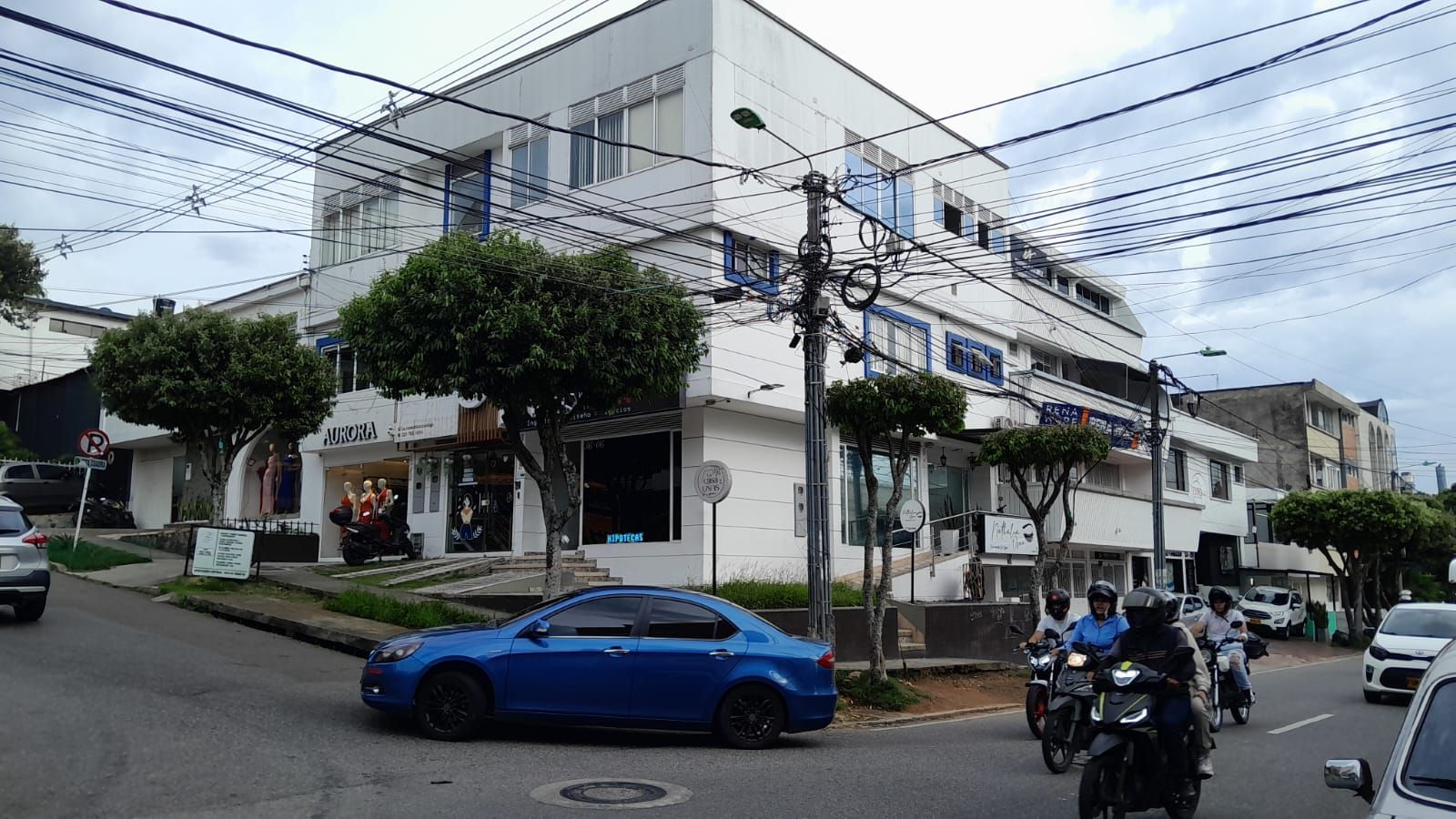 Local en arriendo Santander Bucaramanga Cabecera Del Llano 25 m2 Habitaciones 0 Baños 1 Garajes 0 Precio $1600000