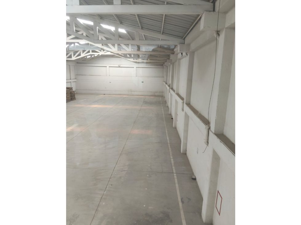 Bodega en arriendo Huila Neiva Neiva 1070 m2 Habitaciones 0 Baños 0 Garajes 0 Precio $15380000