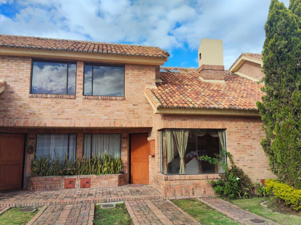 Casa en arriendo Cundinamarca Chía Cr Villa Concha 140 m2 Habitaciones 3 Baños 3 Garajes 2 Precio $2650000